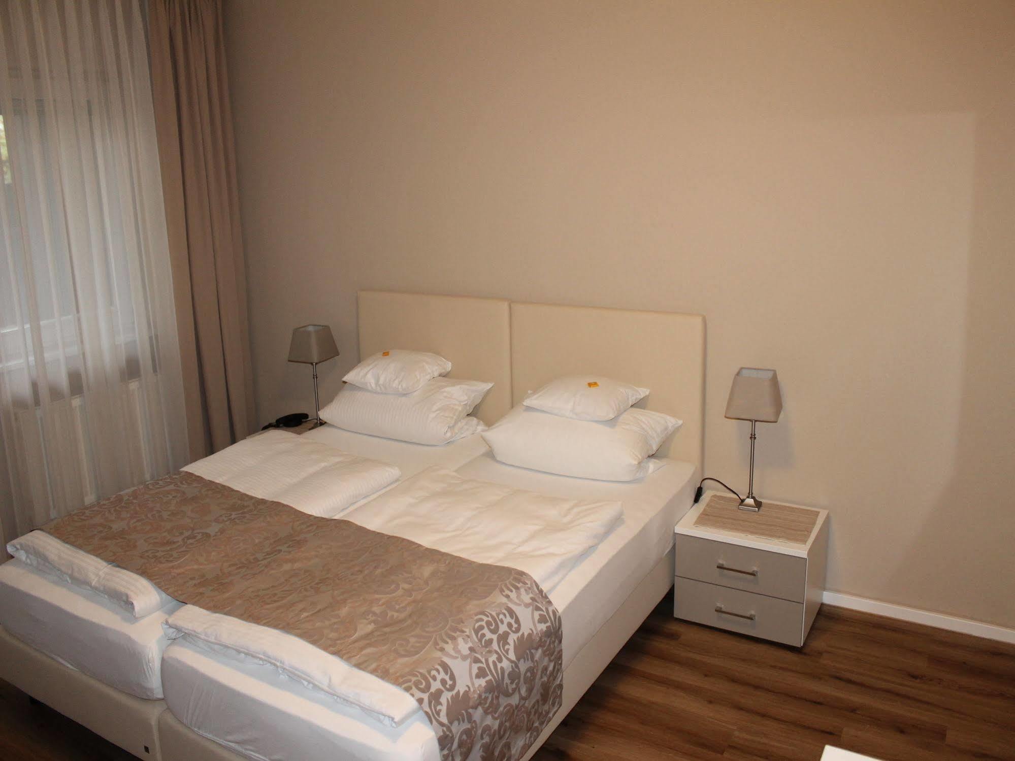 באד פיסינג Hotel Garni Bellevue מראה חיצוני תמונה