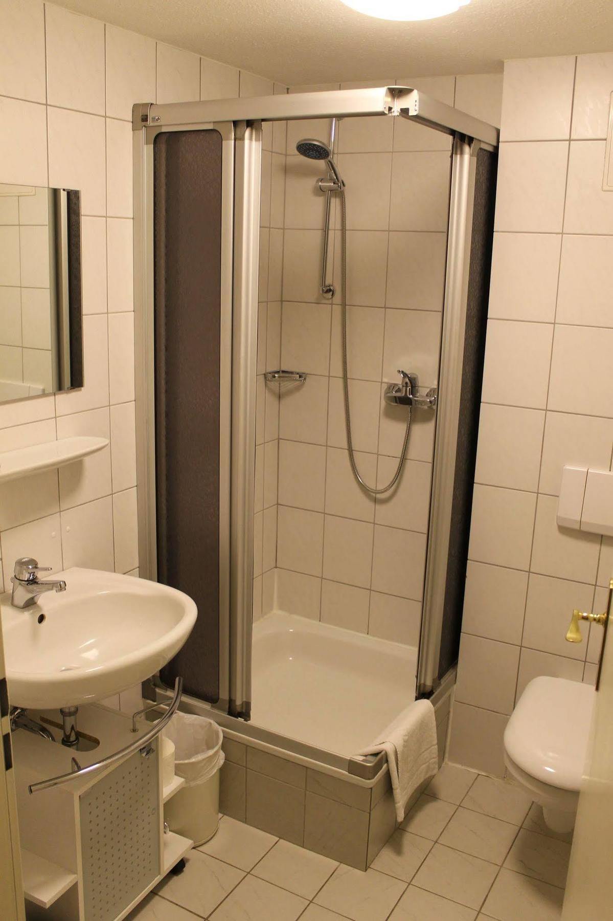 באד פיסינג Hotel Garni Bellevue מראה חיצוני תמונה