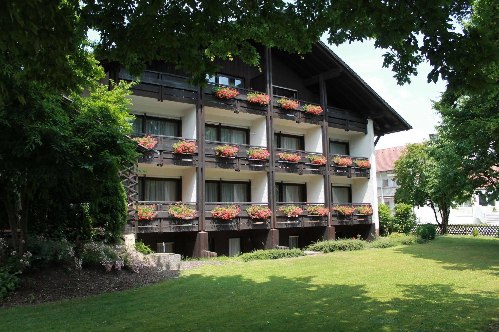 באד פיסינג Hotel Garni Bellevue מראה חיצוני תמונה