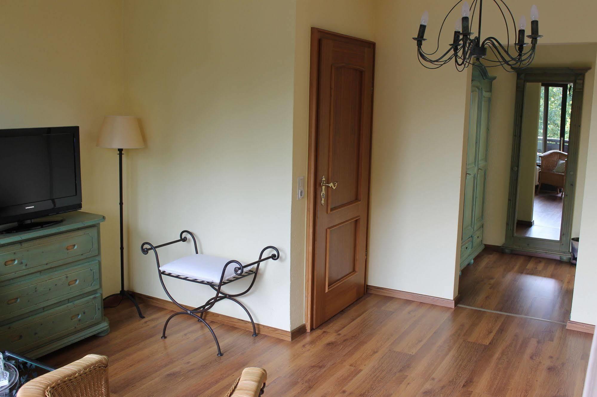 באד פיסינג Hotel Garni Bellevue מראה חיצוני תמונה